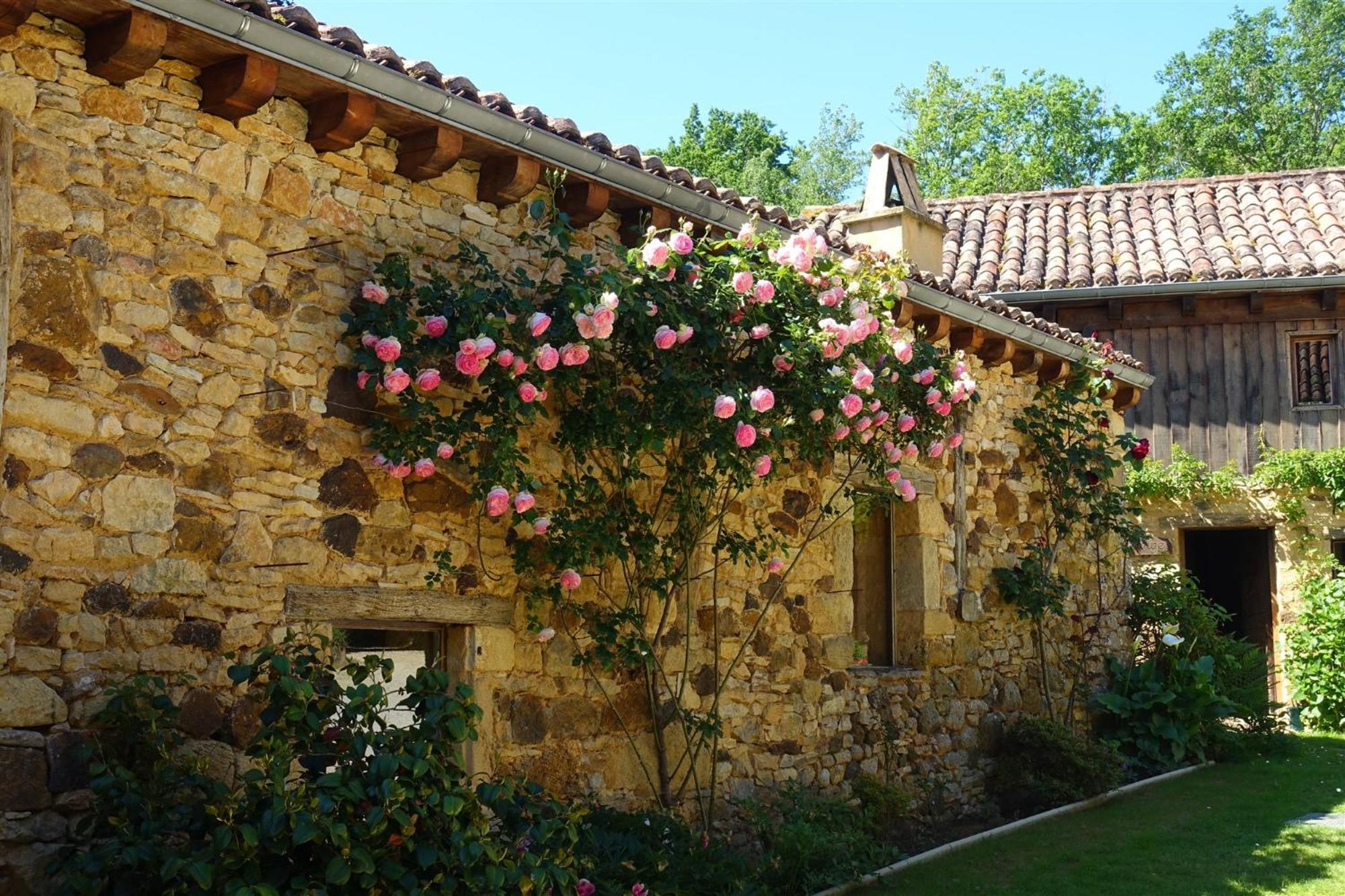 Domaine De Cournet Haut, A 17Th Century Property Set On A Calm, Idyllic Domain With Pool, Tennis, Bikes And More Les Vauries Exterior foto